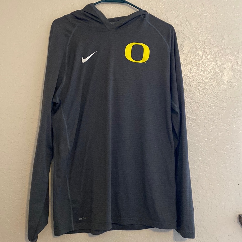 Nike dry fit long sleeve hooded thin sweatshirt large